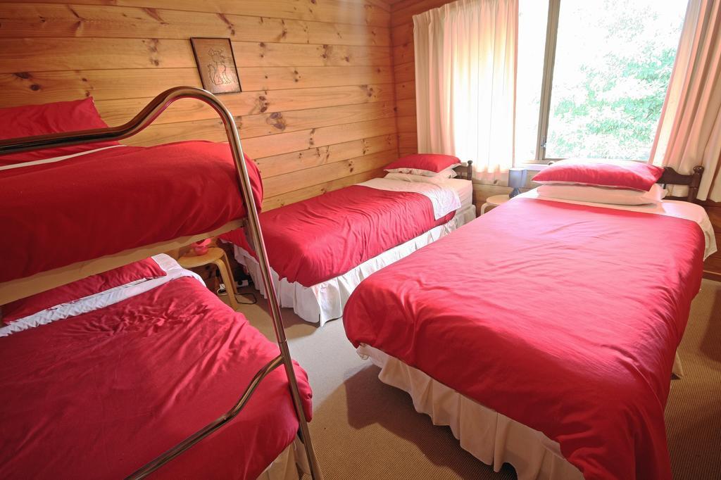 Tony'S Lodge Turangi Zimmer foto